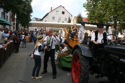 winzerfestumzug201035.jpg