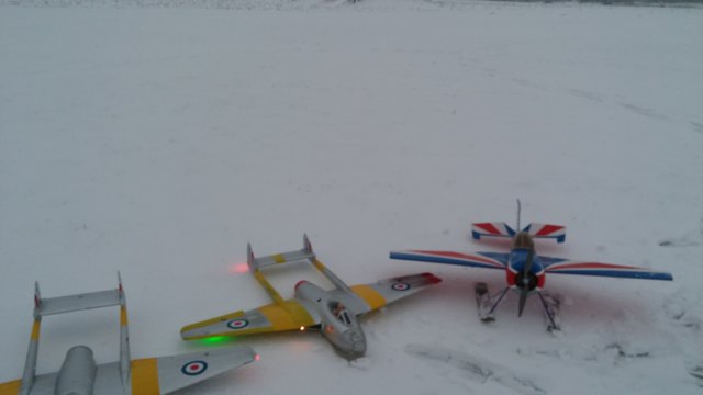 snowflyer2.jpg