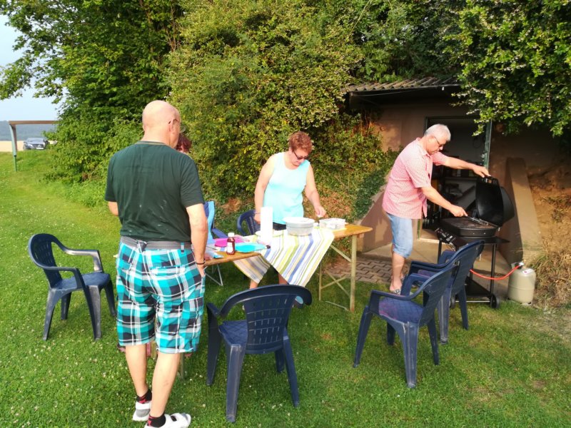 mittwochabendgrillen.jpg